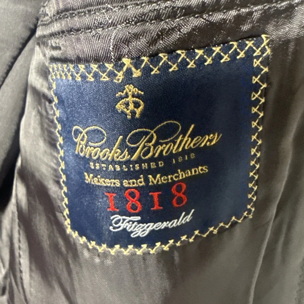 Brooks Brothers Fitzgerald 1818 Charcoal Gray Blazer Jacket 40 Short Saxxon USA